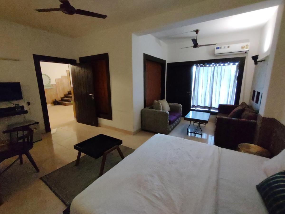 Aakritii Hotels Gurgaon Exterior photo