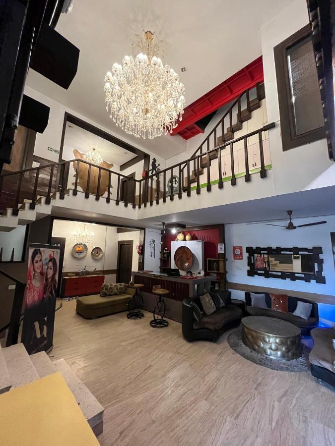 Aakritii Hotels Gurgaon Exterior photo
