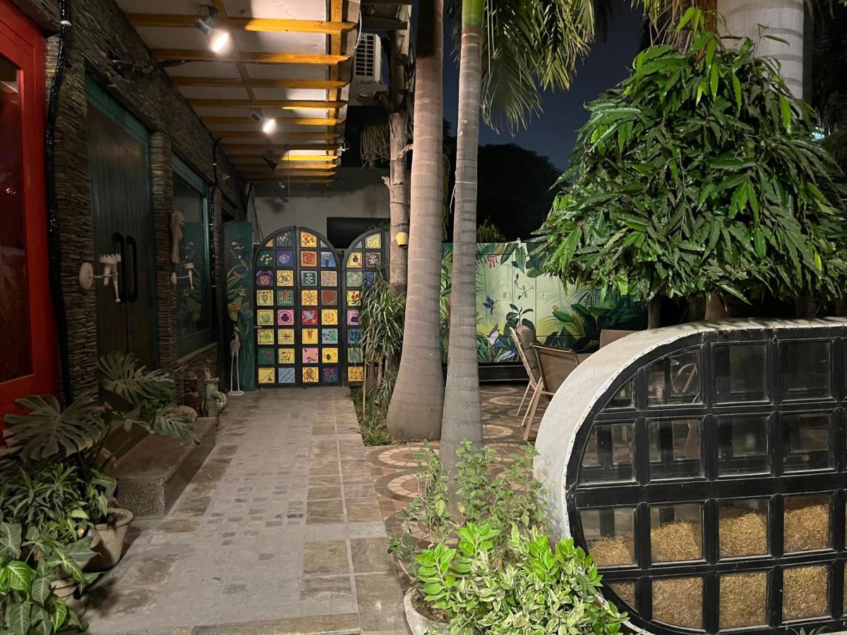 Aakritii Hotels Gurgaon Exterior photo
