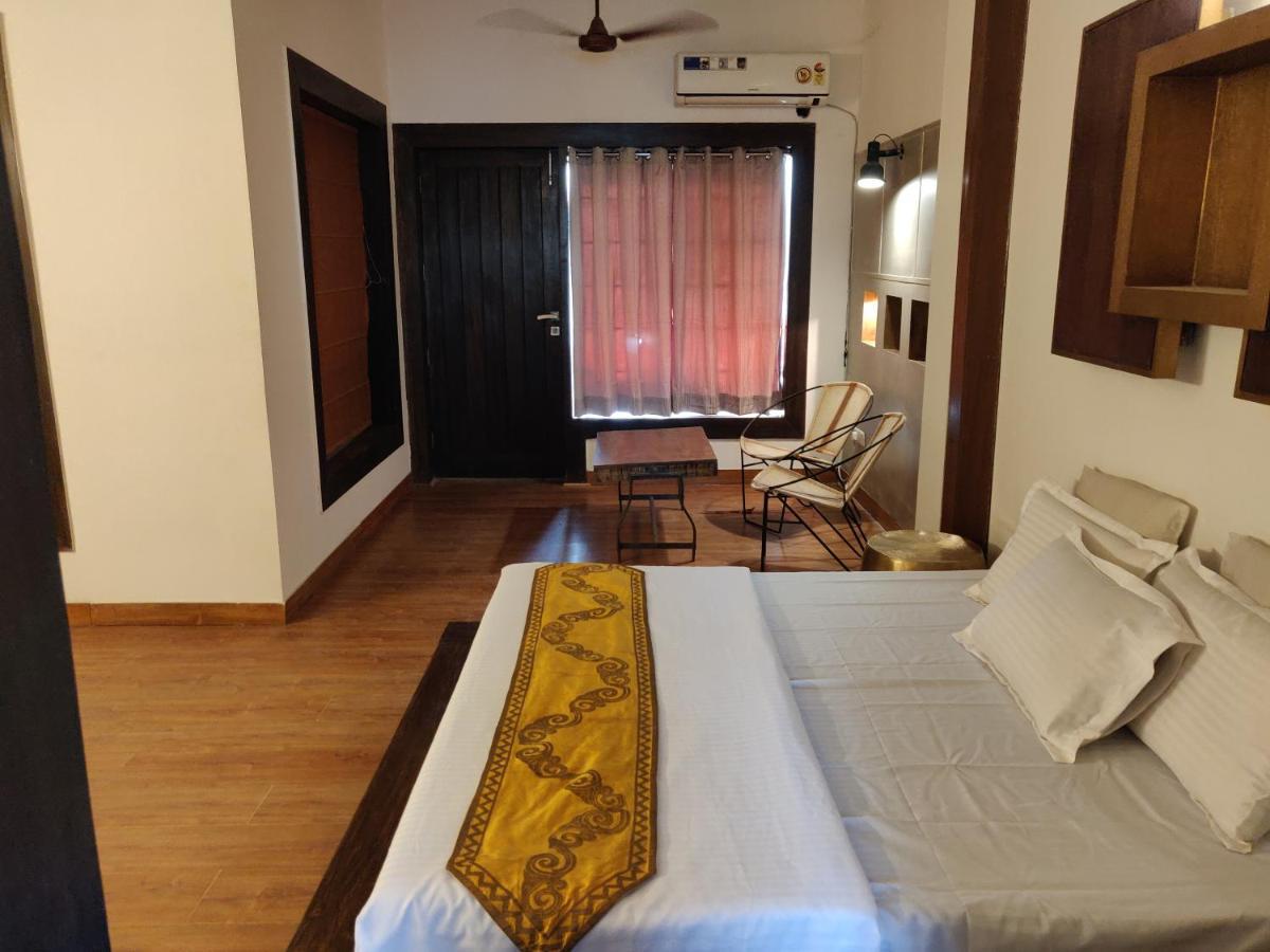 Aakritii Hotels Gurgaon Exterior photo